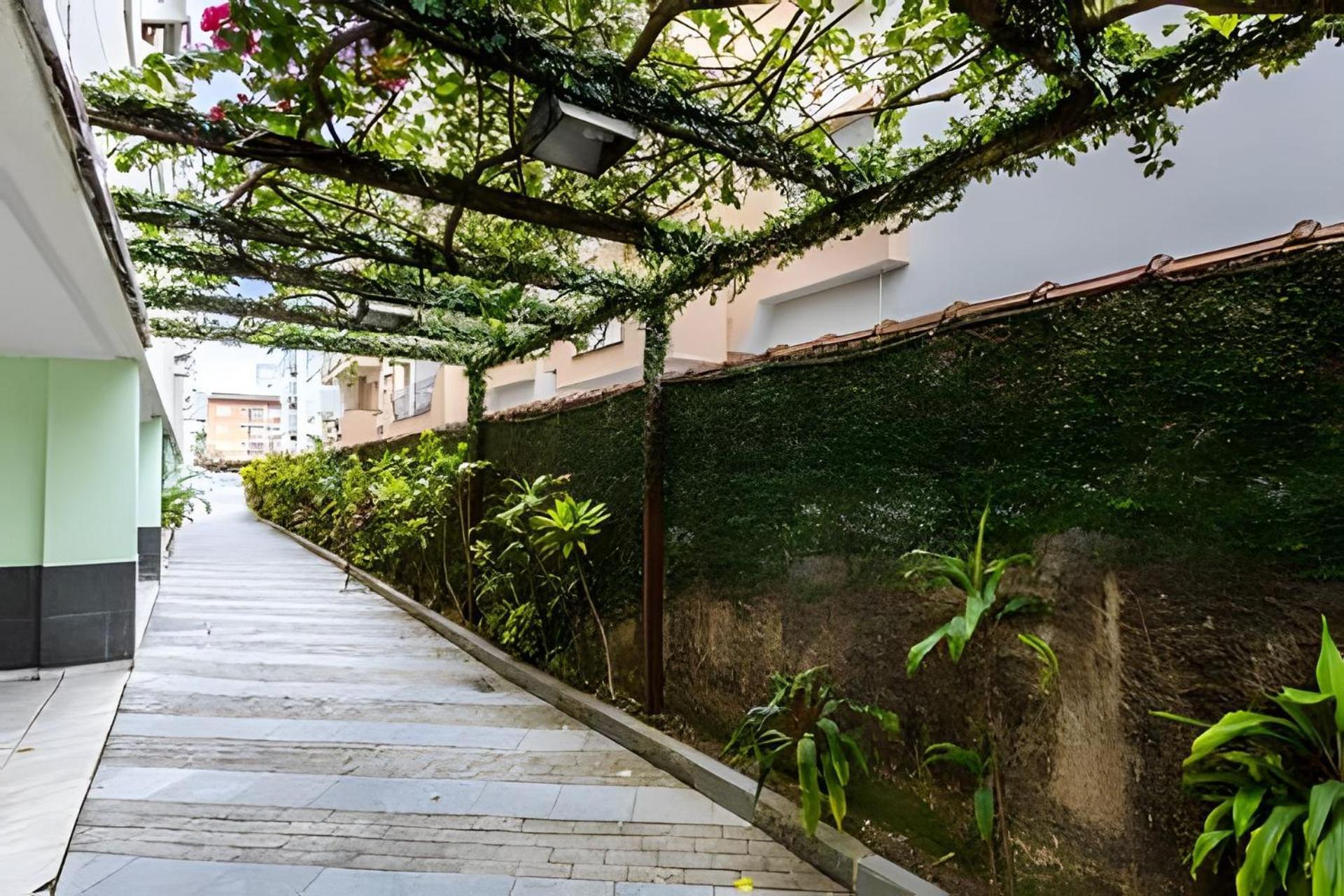 Apto Na Enseada Excelente Localizacao, 500M Da Praia, Garagem, Ar Condicionado Portaria 24 Horas Guarujá Kültér fotó